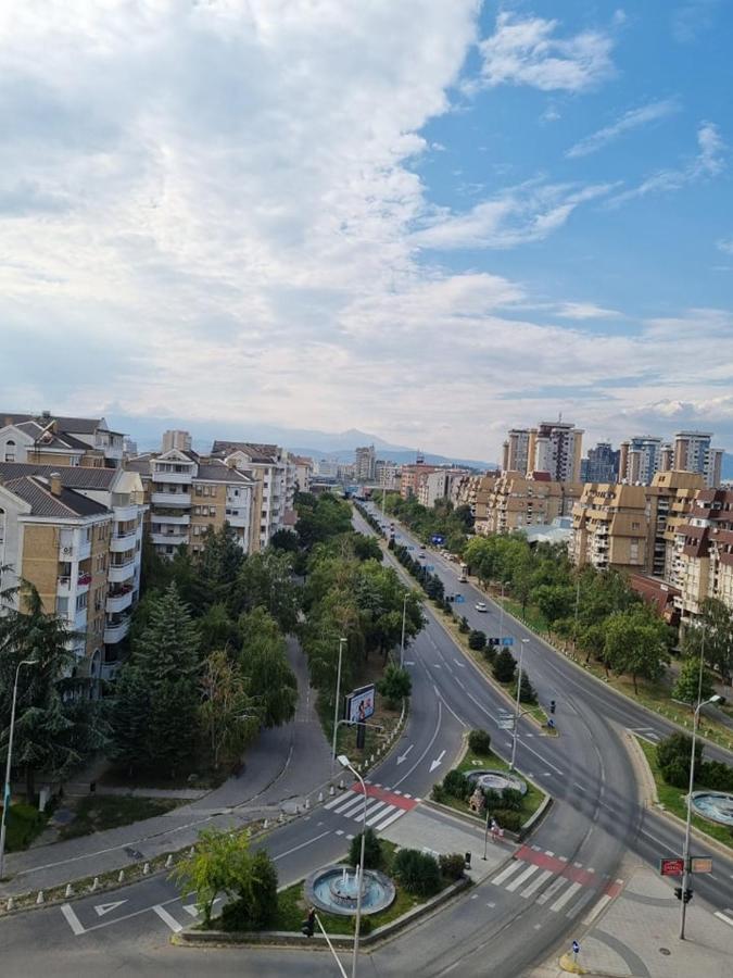 Porta Bus Station Apartment Skopje Exterior foto